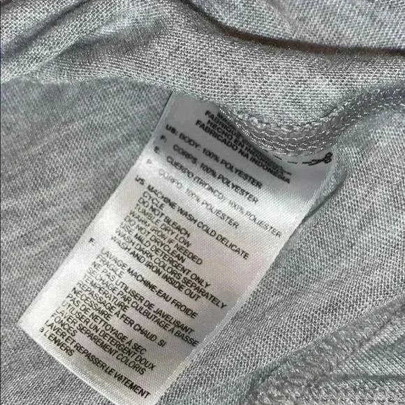 ADIDAS women’s med short sleeve tee - Picture 3 of 3